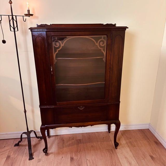 Gibbard deals china cabinet